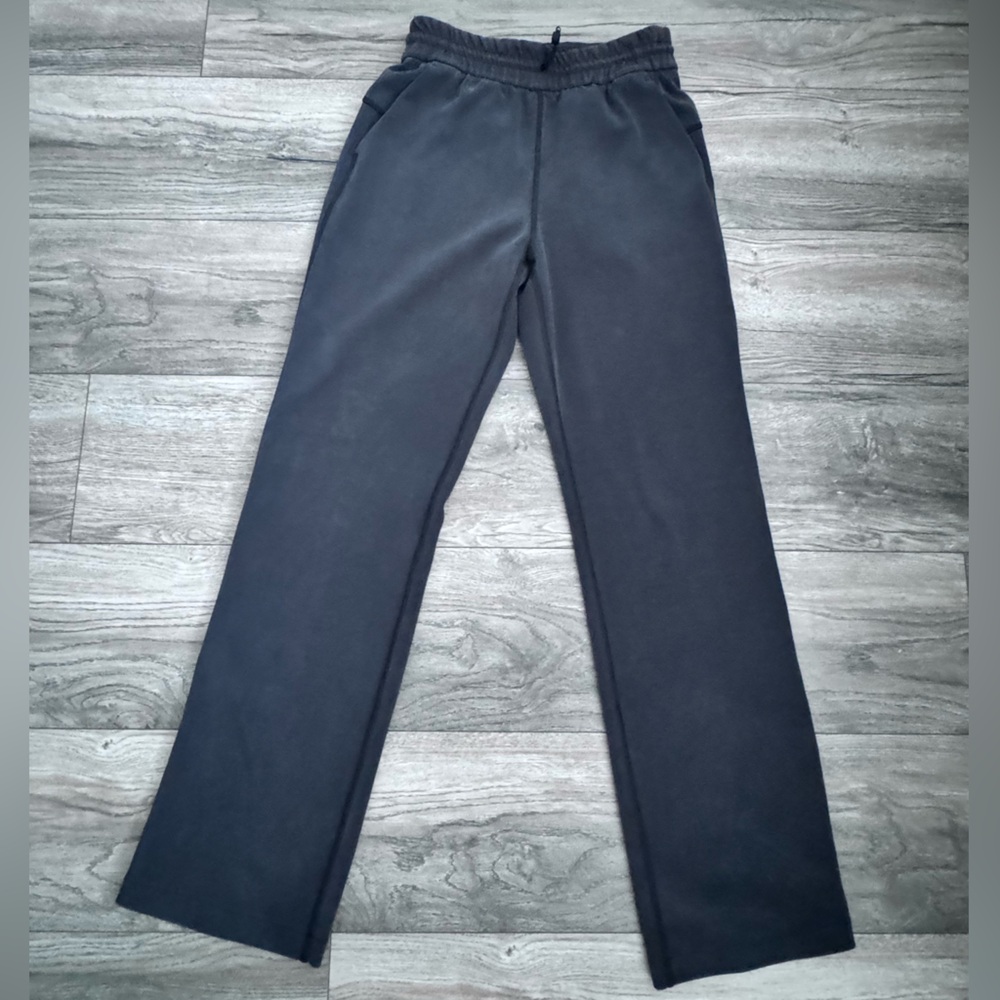 lululemon softstreme highrise pant color "black", supposed to be faded, size 4